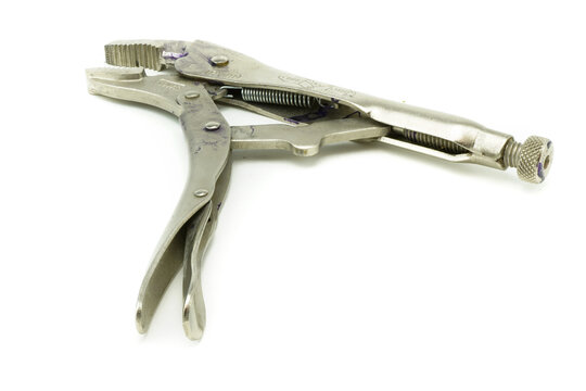 Tool for gripping on white
