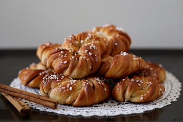 Swedish Cinnamon buns (kanelbullar)