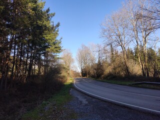 España y Pozalagua, montañas y paisaje.