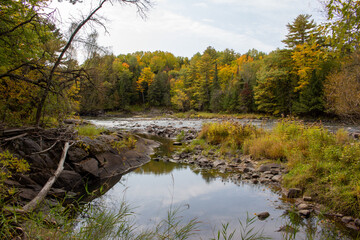 Fototapeta na wymiar Chutes de Plaisance, QC, Canada