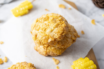 Cornflake cereal cookies set on cafe table.