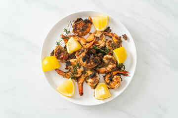 jerk shrimps or grilled shrimps in Jamaica style