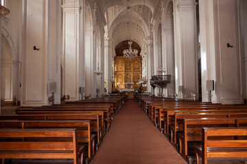 Fototapeta na wymiar Church interior in Old Goa