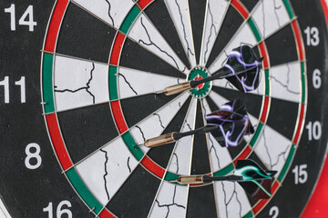 dart on target