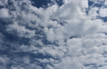 Obraz premium Blue sky and white clouds. 