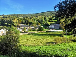 Fototapeta na wymiar Paisaje de una comarca rural en Galicia