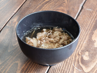 牛肉で作った和風出汁のスープ。
