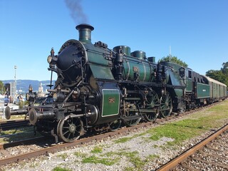 Fototapeta na wymiar old locomotive