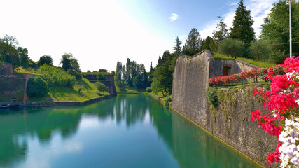 Peschiera del Garda mit Festungsbauwerk