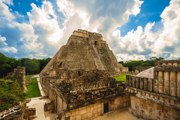 Fototapeta na wymiar Pyramid of the Magician, uxmal, located in yucatan, mexico