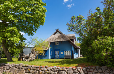 Reetgedecktes Haus in Ahrenshoop; Mecklenburg-Vorpommern; Deutschland