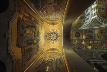 Fototapeta premium Church Interior