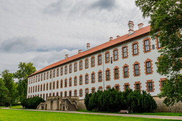 Obraz premium Herbstliche Entdeckungstour durch die Theaterstadt Meiningen mit ihren schönen Ambiente - Thüringen