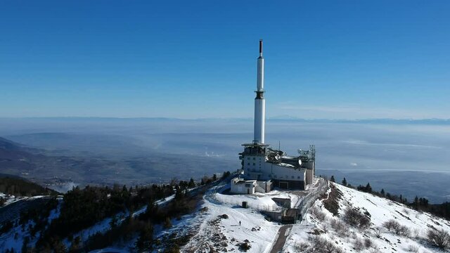 Col de l'Oeillon / Cr&ecirc;t de l'Oeillon, Massif du Pilat &eacute;metteur  de t&eacute;l&eacute;vision Loire Auvergne Rh&ocirc;ne Alpes France