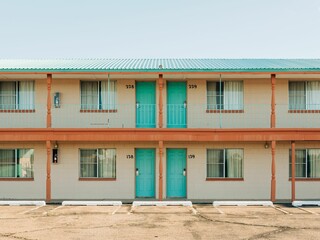 A motel on Route 66 in Tucumcari, New Mexico - obrazy, fototapety, plakaty