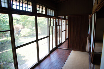日本の和室からみた縁側2