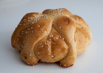 Tradicional Pan de muerto mexicano, celebracion del dia de muertos