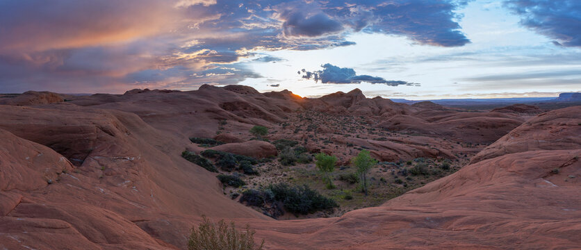 Panoramic sunrise in the Escalante Desert near hole in the rock road