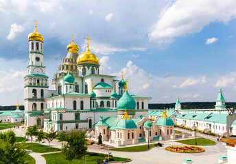 Fototapeta na wymiar Magnificent view of Russian Orthodox Church - New Jerusalem Monastery in Istra.
