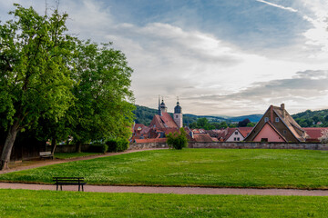 Fototapeta na wymiar Spaziergang durch das schöne Ambiente der Fachwerkstadt Schmalkalden - Thüringen