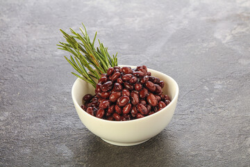 Vegan cuisine - black kidney in the bowl