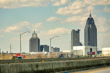 Obraz premium Modern skyline of Mobile, Alabama, view from the interstate.
