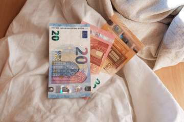 The monetary unit of the European Union is the euro. Business, investments, settlements, tanks, savings