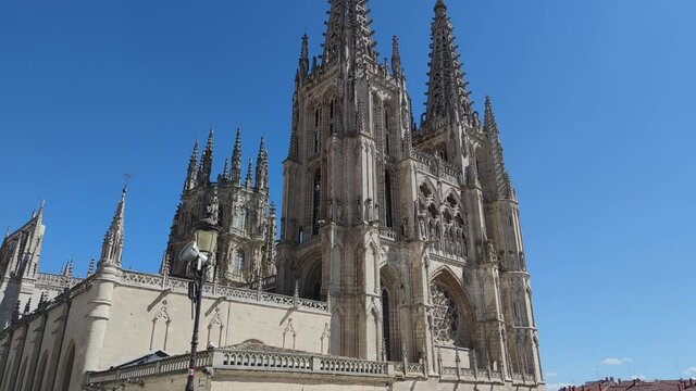 Doble campanario, roset&oacute;n y cimborrio catedral g&oacute;tica siglo XIII de Burgos, Espa&ntilde;a
