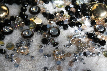 bijou shine bead