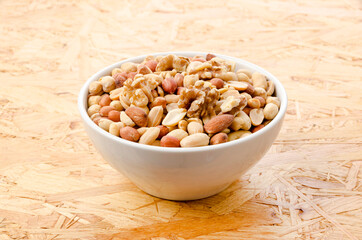 ミックスナッツ