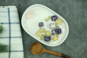 Thai rice balls dessert called 