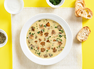 Creamy mushroom soup