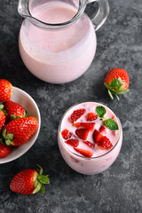 Strawberry yogurt with fresh berries