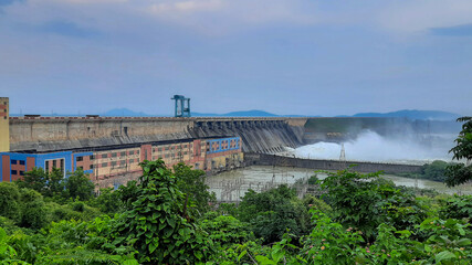 Hirakud Dam Is Built Across The Mahanadi River It Is The Longest Dam In The World
