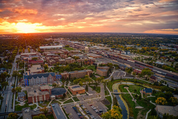 Aerial View of a large Public University in Grand Forks, North Dakota - obrazy, fototapety, plakaty