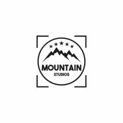 Mountain Landscape with Focus Square Lens Frame for Adventure Outdoor Nature Photography