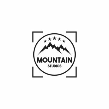 Mountain Landscape with Focus Square Lens Frame for Adventure Outdoor Nature Photography