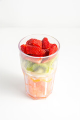 copa de frutas de estacion cortadas