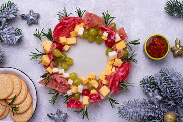 Appetizers in shape of Christmas wreath