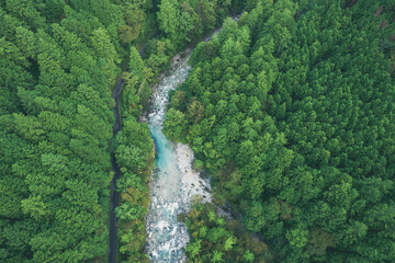 Fototapeta na wymiar 日本の美しい渓谷　山から湧き出た清らかな水が流れる川と、ヒノキの美しい森が広がる「阿寺渓谷」