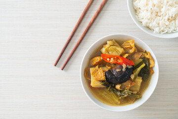 boiled pickled cabbage and bitter gourd soup
