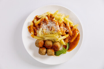 Chicken Balls Spaghetti with Tomato Sauce