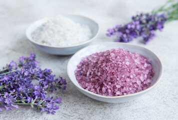 Obraz na płótnie Canvas Natural herb sea salt with lavender flowers