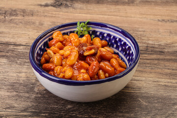 Baked kidney in tomato sauce