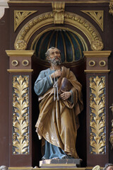 Obraz premium Saint Peter, Main altar in the Church of St. Martin in Breznicki Hum, Croatia