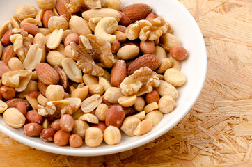 ミックスナッツ