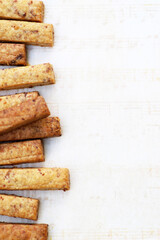 スティック状ハニーマスタードオニオンサブレ　スイーツ　お菓子