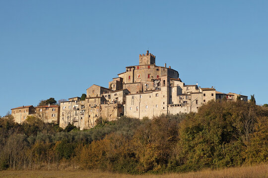 Small Village, Nera Montoro