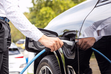 Charging battery of an electric car