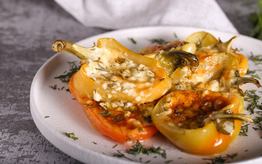 paprika baked with cottage cheese and cheese